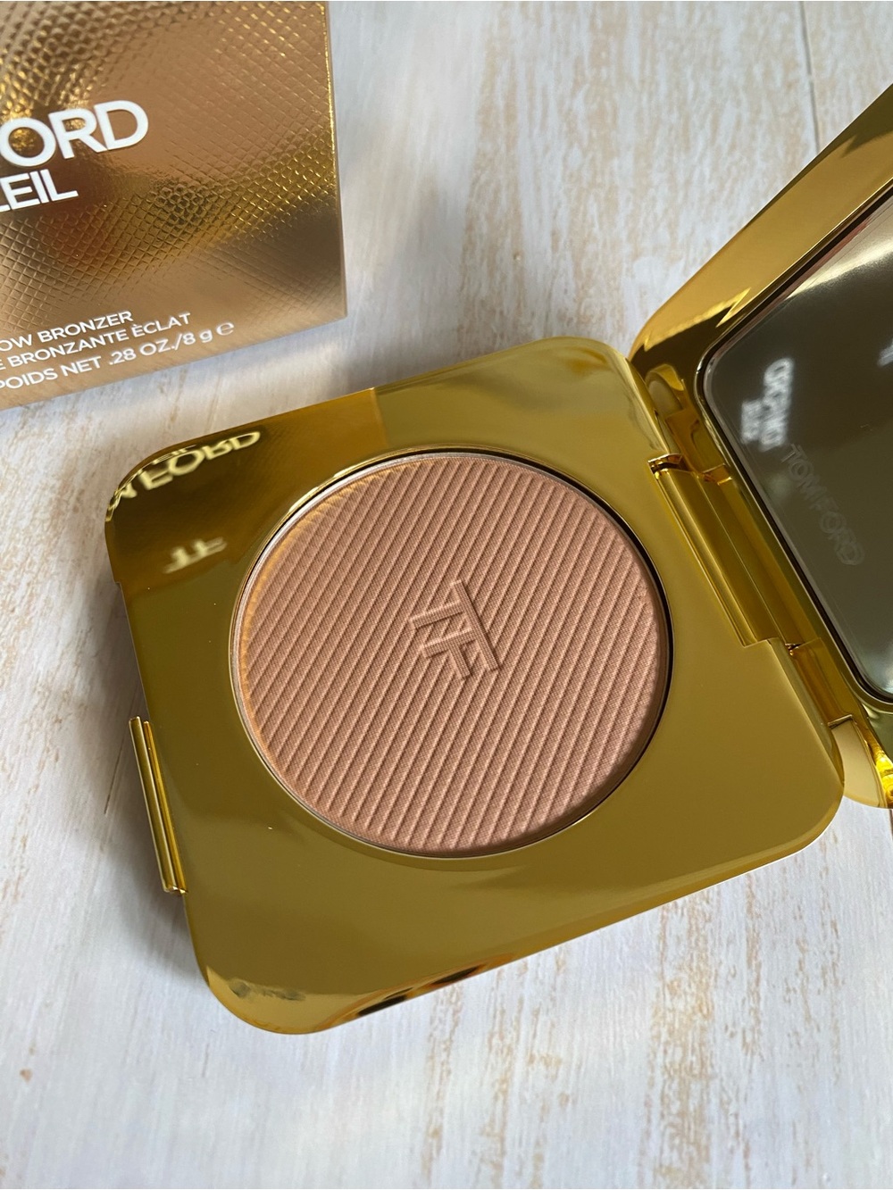 Tom Ford Soleil Glow Bronzer 02 Terra .28 oz./8g - BNIB - Picture 2 of 5